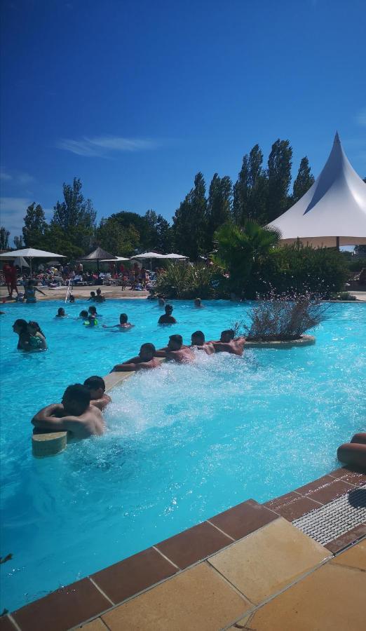 Camping La Carabasse Vias-Plage-T4 Climatise,Tout Confort, Emplacement Calme ! מראה חיצוני תמונה