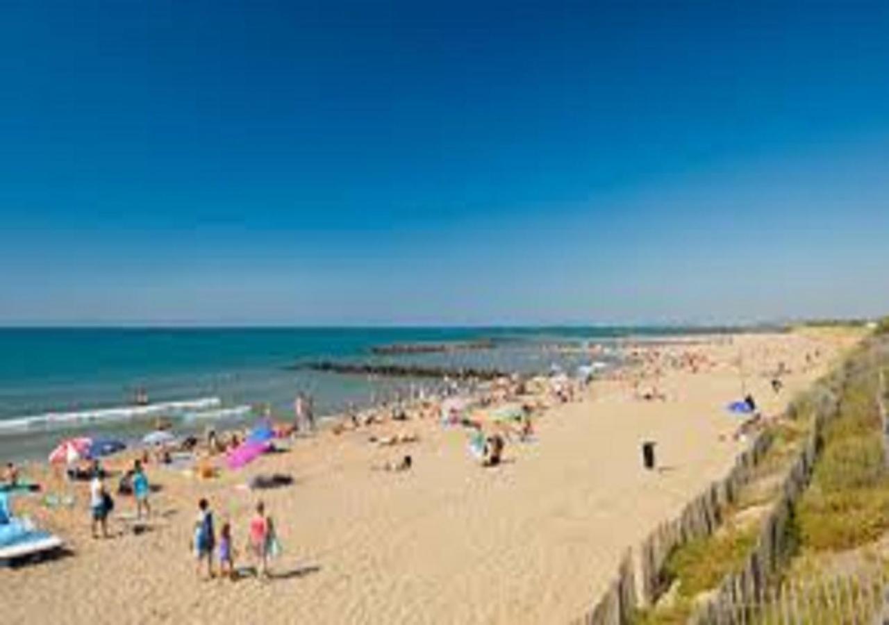 Camping La Carabasse Vias-Plage-T4 Climatise,Tout Confort, Emplacement Calme ! מראה חיצוני תמונה